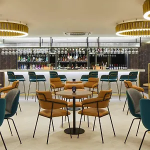 Hotel Courtyard By Marriott London Heathrow Airport Harlington (Greater London)